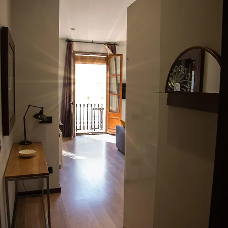 Apartment Inspired By Enjoyapartments