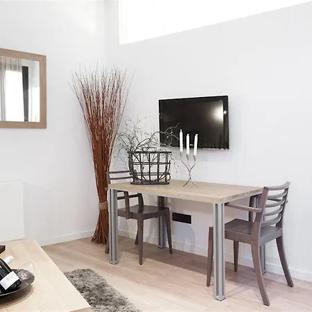 Apartment Inspired By Enjoyapartments Barcelona