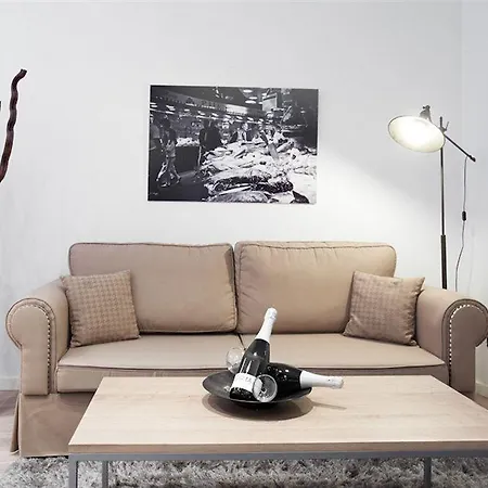 Apartment Inspired By Enjoyapartments